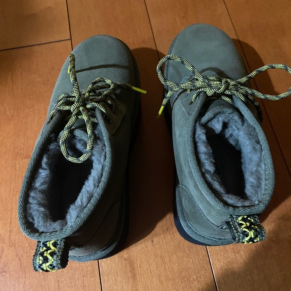 BRAND NEW NEVER WORN UGG NEUMEL HERITAGE PLATFORM SIZE 7 OLIVE - Picture 9 of 12